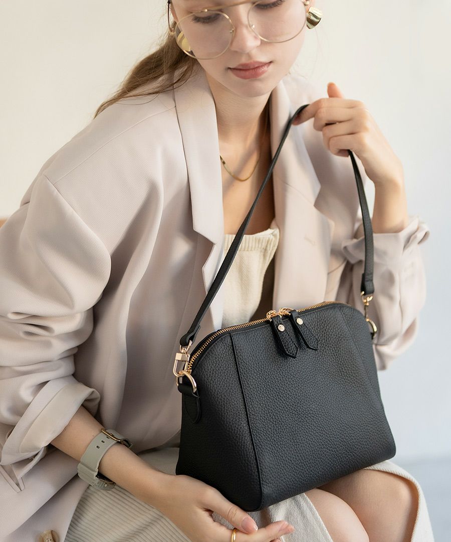 本革 ショルダーバッグ