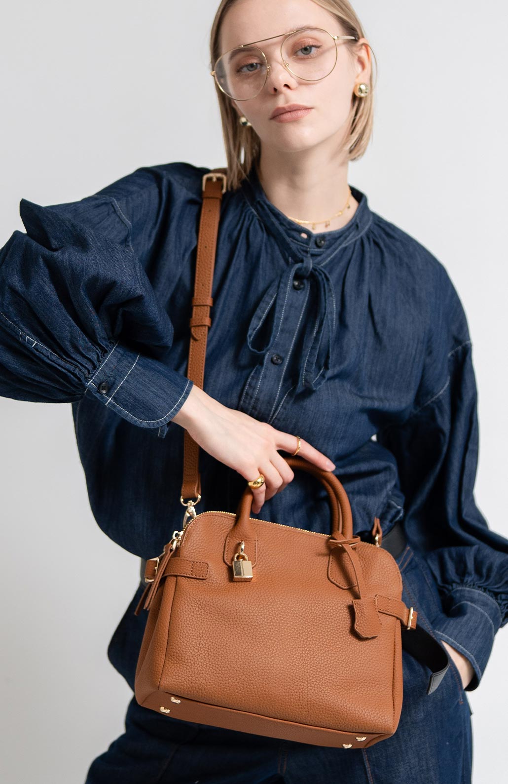 HAYNI ブラックレザー ハンドバッグ HAYNI ( ヘイニ )《公式通販》｜バッグ レディースの専門店