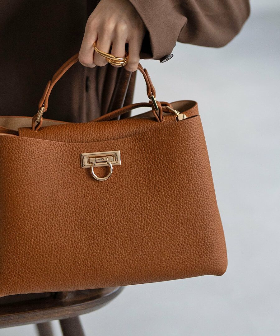 改良版 マロエ ショルダーバッグ 本革