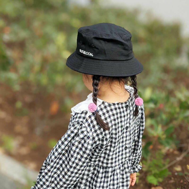 FRUIT OF THE LOOM フルーツオブザルーム ロゴ エンブレム バケット ハット キッズサイズ | HAYNI.(ヘイニ)《公式通販》 FRUIT OF THE LOOM フルーツオブザルーム ロゴ エンブレム バケット ハット キッズサイズ | HAYNI.(ヘイニ)《公式通販》