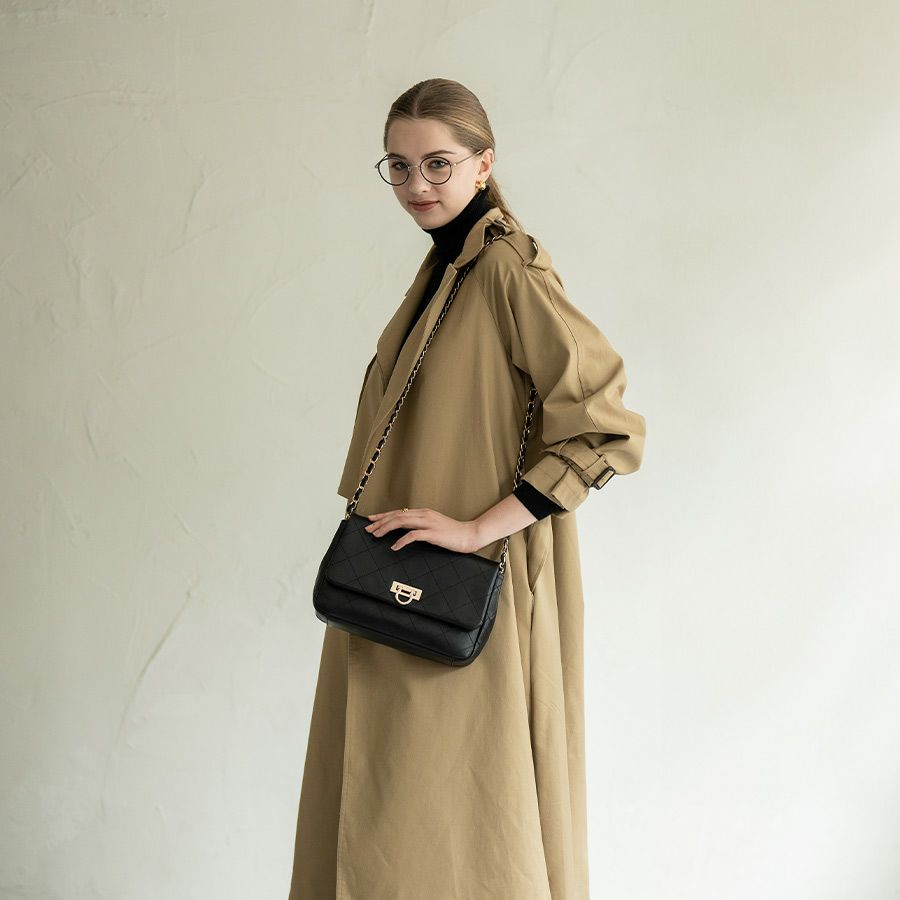 本革 チェーンバッグ ショルダー2種類付属 Baldone バルドーネ Mサイズ【第1世代・在庫限り】 ブラック