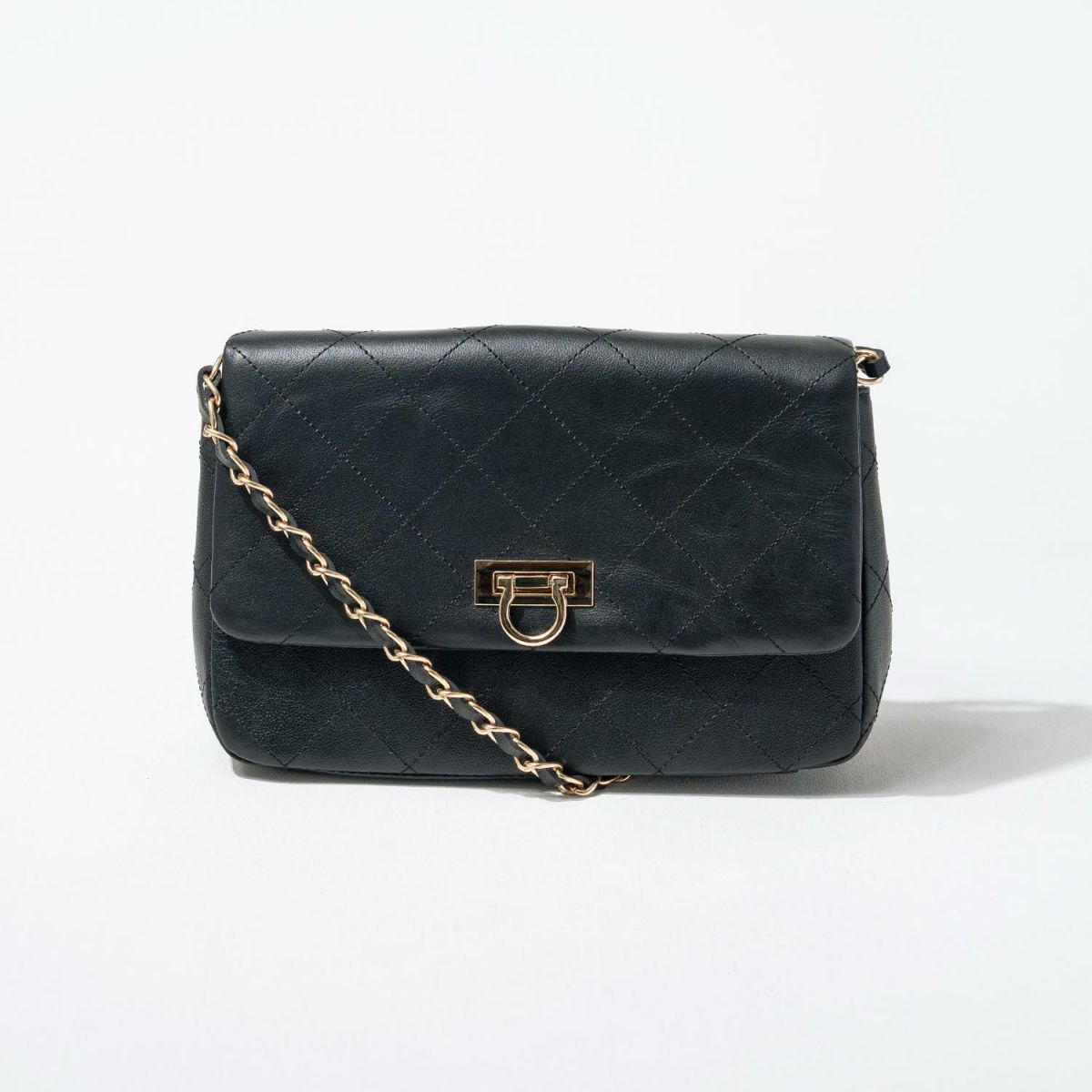 本革 チェーンバッグ ショルダー2種類付属 Baldone バルドーネ Mサイズ【第1世代・在庫限り】 ブラック(ゴールド金具)