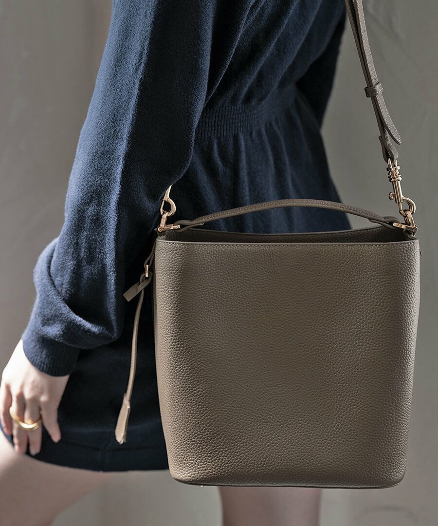 本革 ショルダーバッグ Akaneさん&HAYNIコラボ