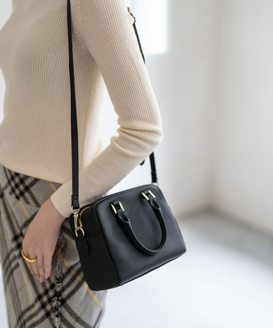 本革 2way スクエア ハンドバッグ ショルダーバッグ Carret カレ ブラック