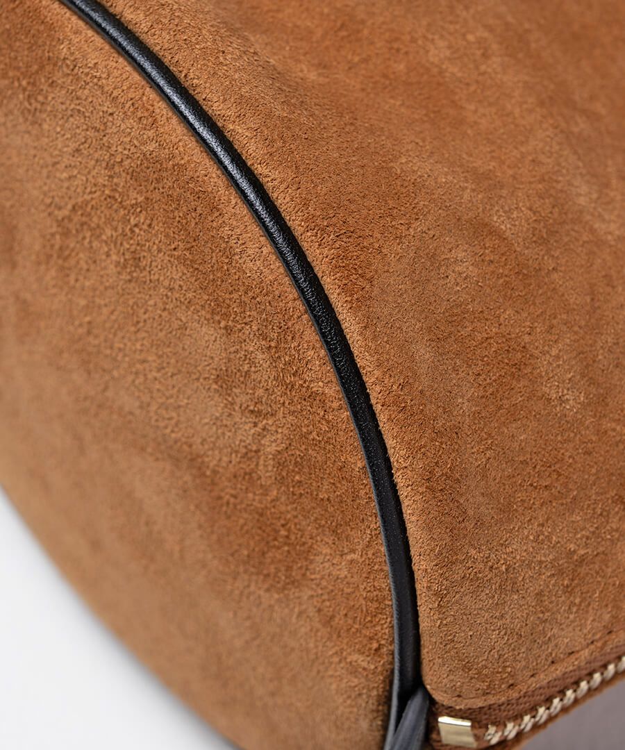 本スエード ショルダーバッグ Calmea maron カルメマロン｜MAISON HAYNI