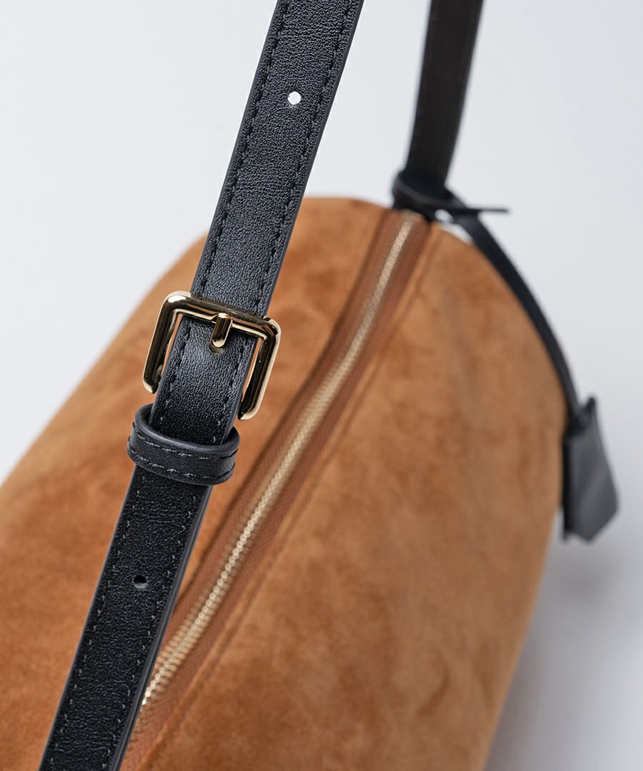 本スエード ショルダーバッグ Calmea maron カルメマロン｜MAISON HAYNI