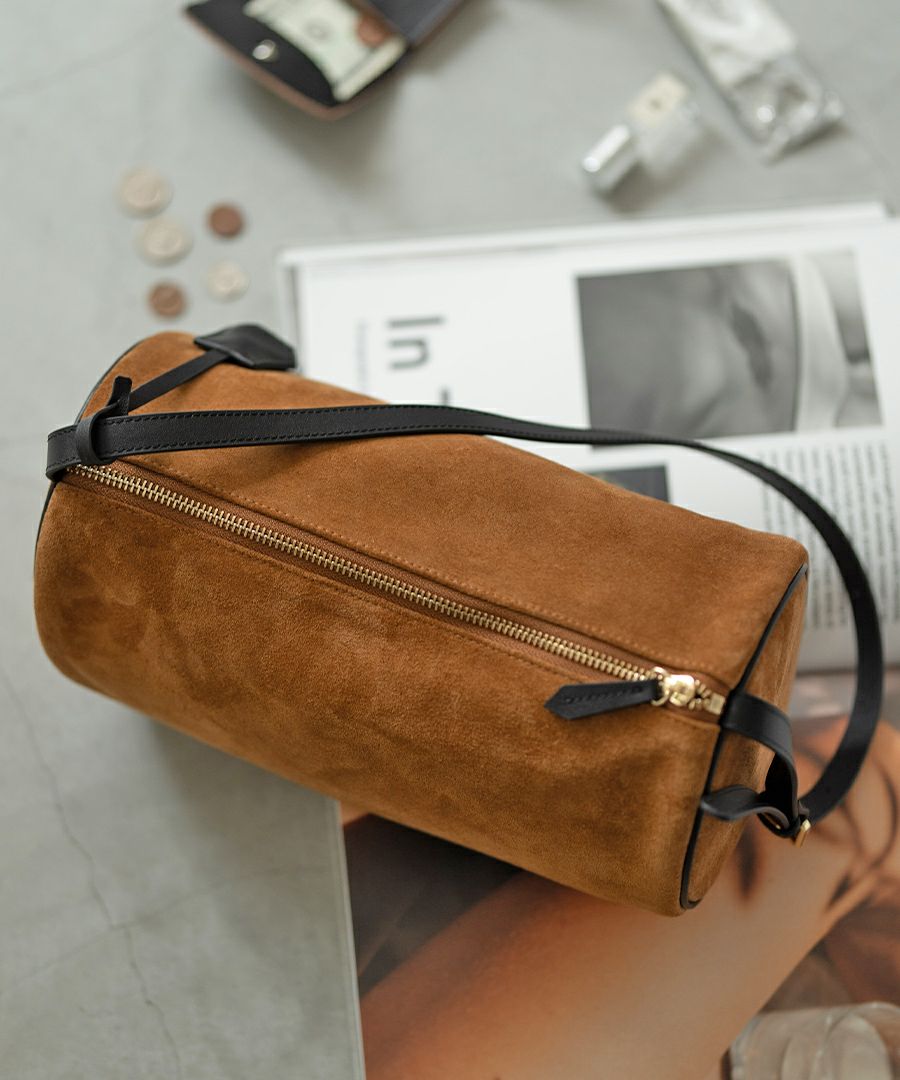 本スエード ショルダーバッグ Calmea maron カルメマロン｜MAISON HAYNI