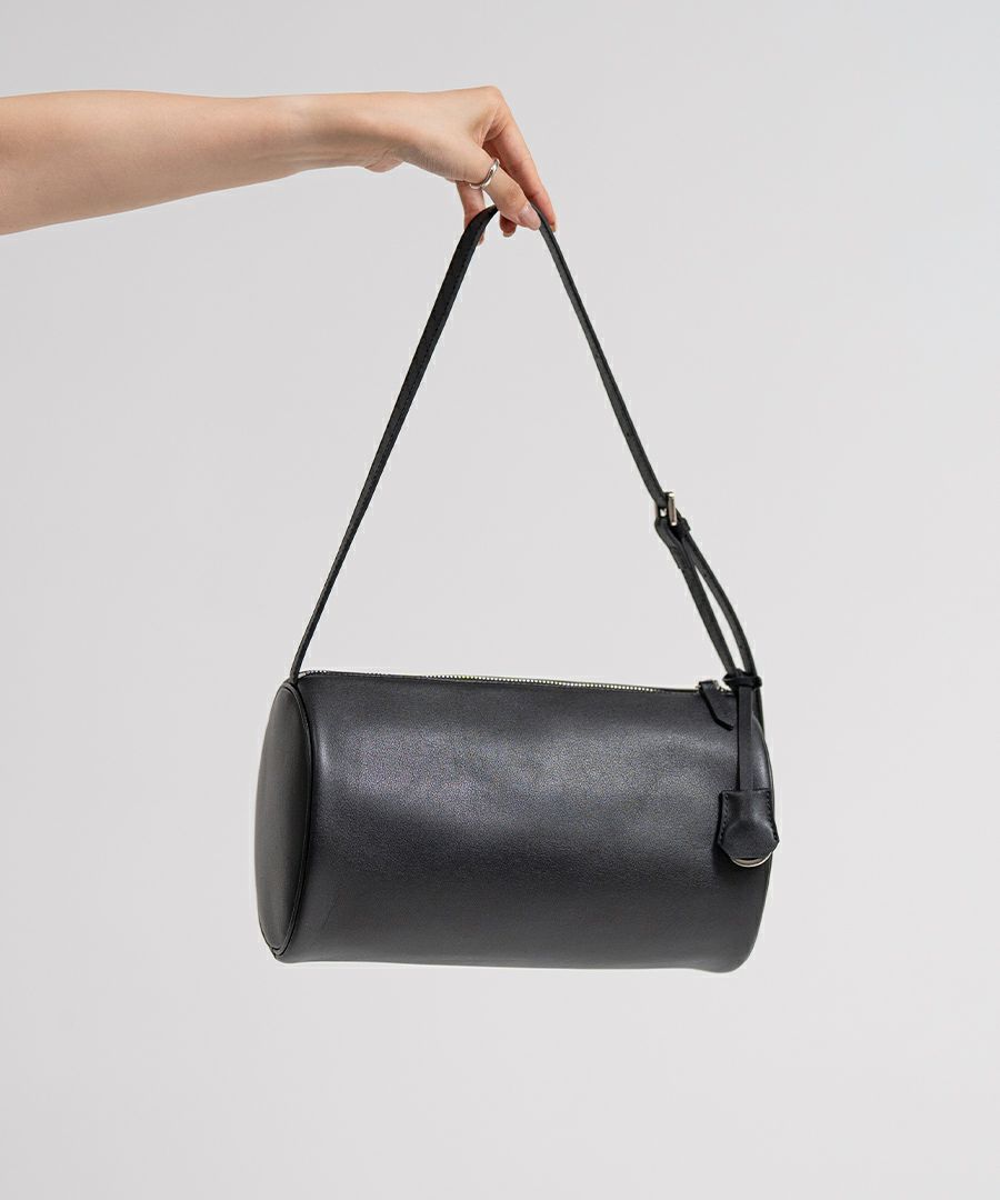 aoriさん&MAISON HAYNIコラボ Calmeanoir カルメノワール 本革 ショルダーバッグ